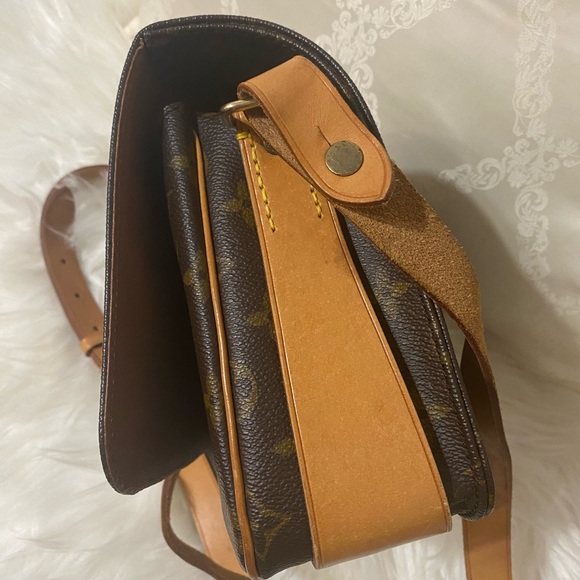 Authentic Louis Vuitton Cartouchiere MM shoulder bag - Picture 5 of 13